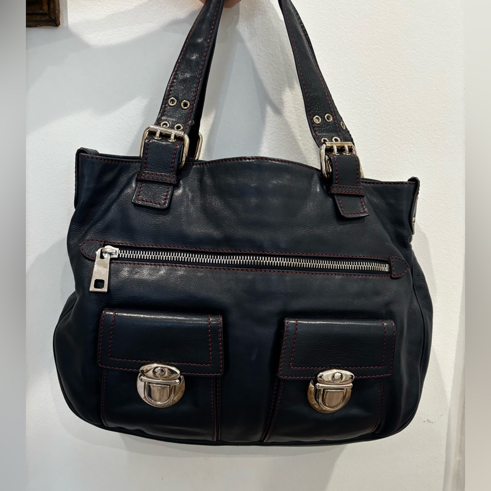 EXCELLENT CONDITION Marc Jacobs Stella Handbag | Navy with Burgundy Interior